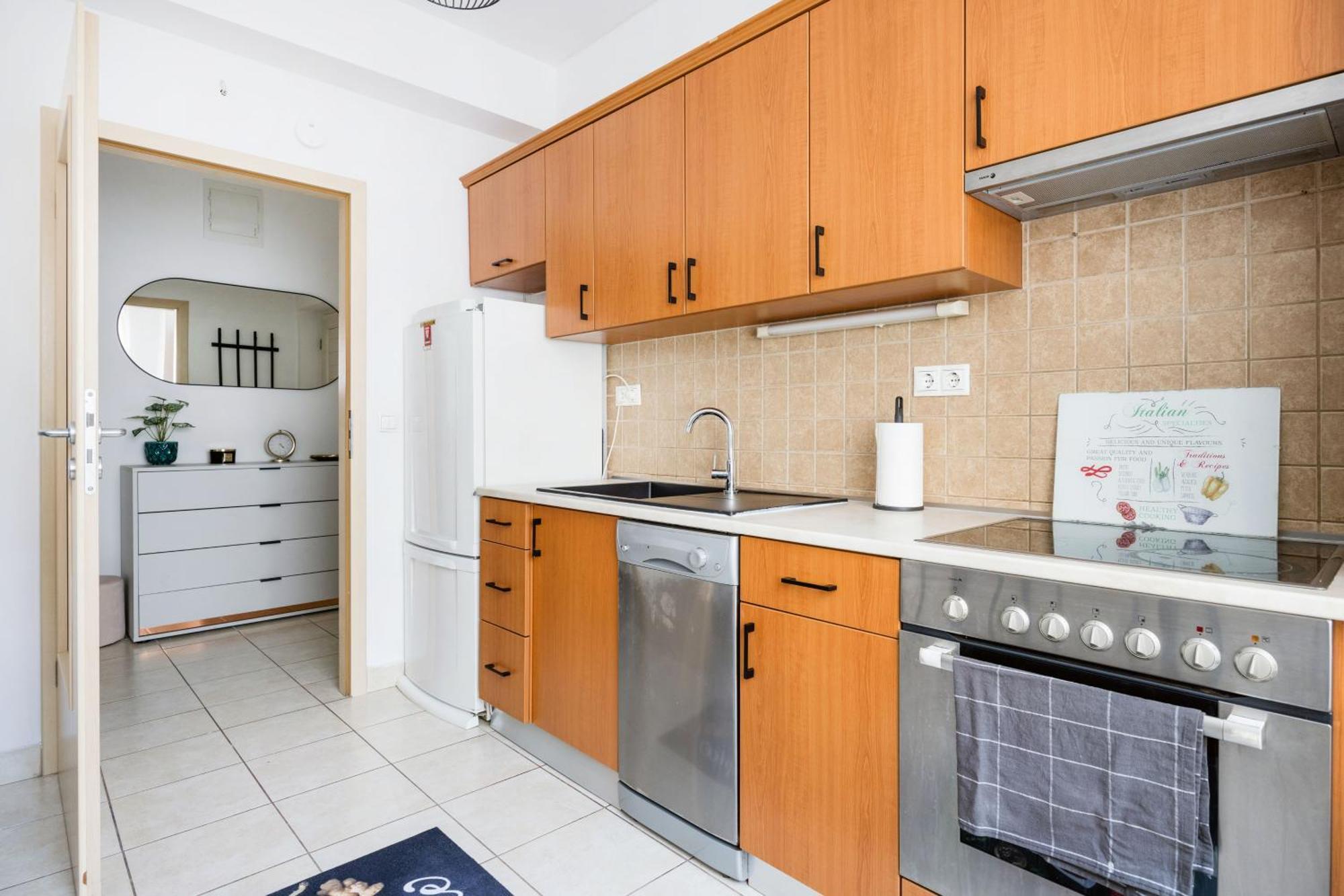 Modern Two-Bedroom Apartment With Free Parking Будапешт Экстерьер фото