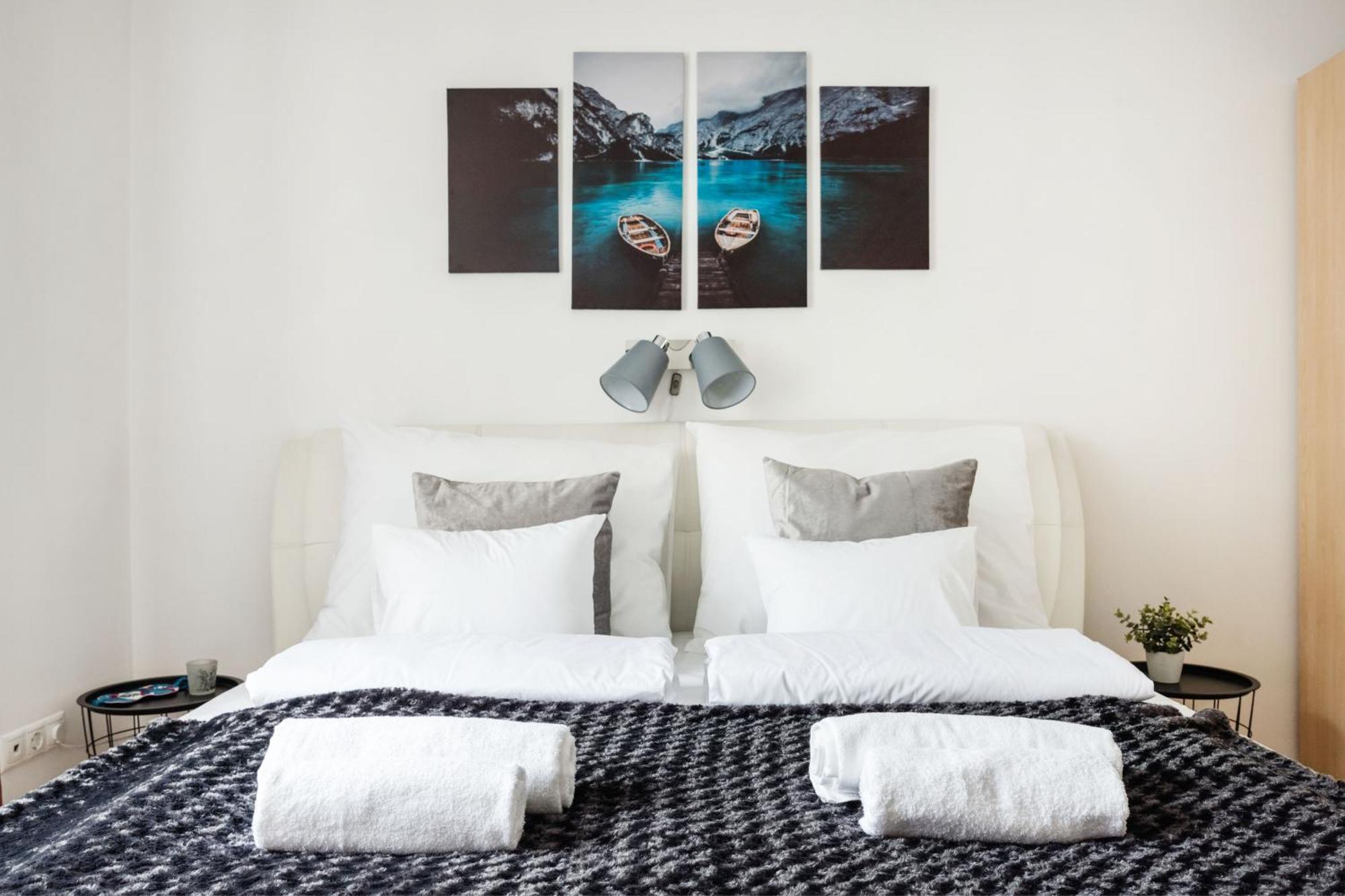 Modern Two-Bedroom Apartment With Free Parking Будапешт Экстерьер фото
